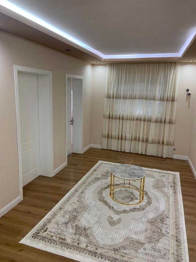 Vila Qyteza คอร์เชอ ภายนอก รูปภาพ